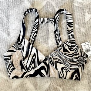 Good American Strap Back Halter Bra